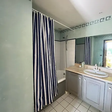 Appartement Nr 9 Chateau Gipieres