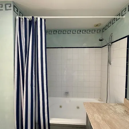 Appartement Nr 9 Chateau Gipieres